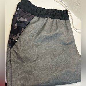 Under Armour Woven Pant